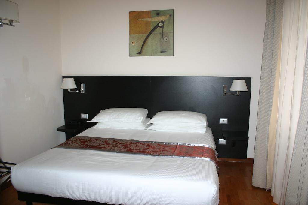 Regal Park Hotel 로마 객실 사진